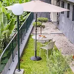 Lejlighed Steps From